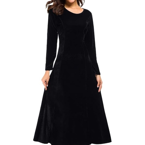 NWT Urban CoCo Velvet Dress - size M - Picture 1 of 6